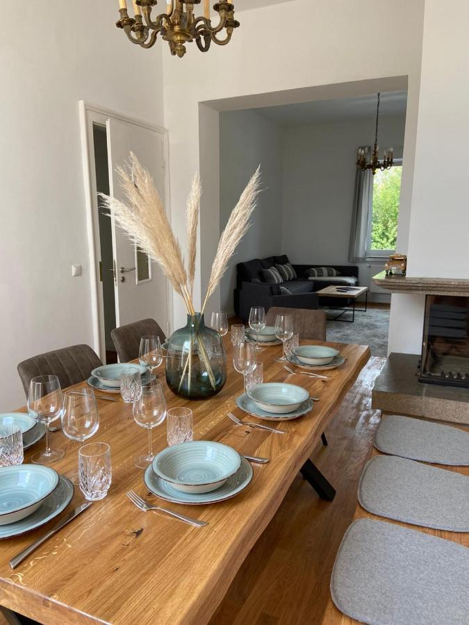 Apartment Wunderschoene Sanierte Vor Den Toren Koelns