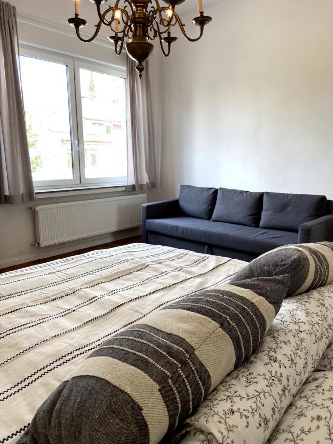 Wunderschoene Sanierte Vor Den Toren Koelns Apartment Cologne